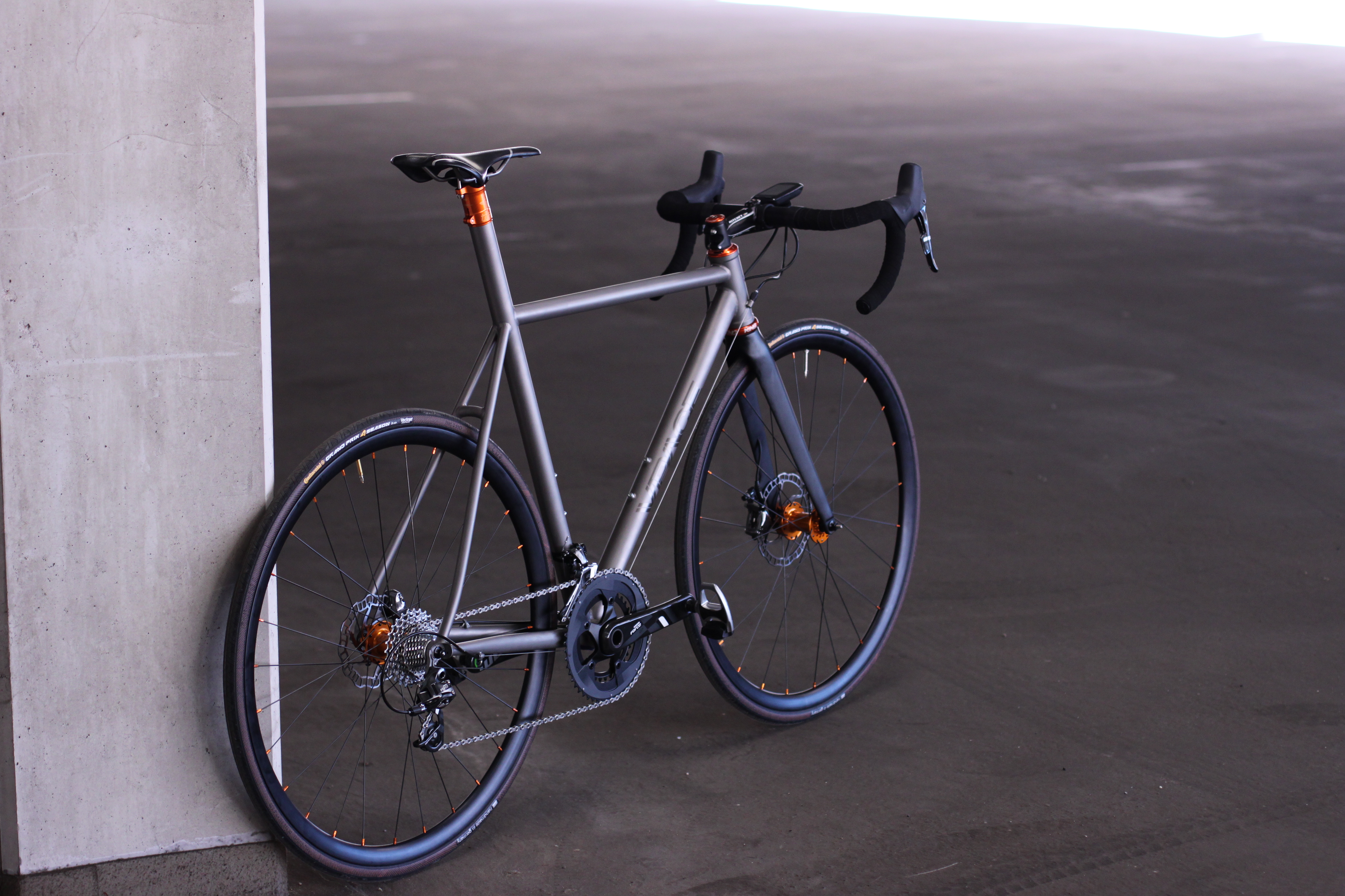 DSD bling bling ein Titan Disc Rennrad VPACE Bikes