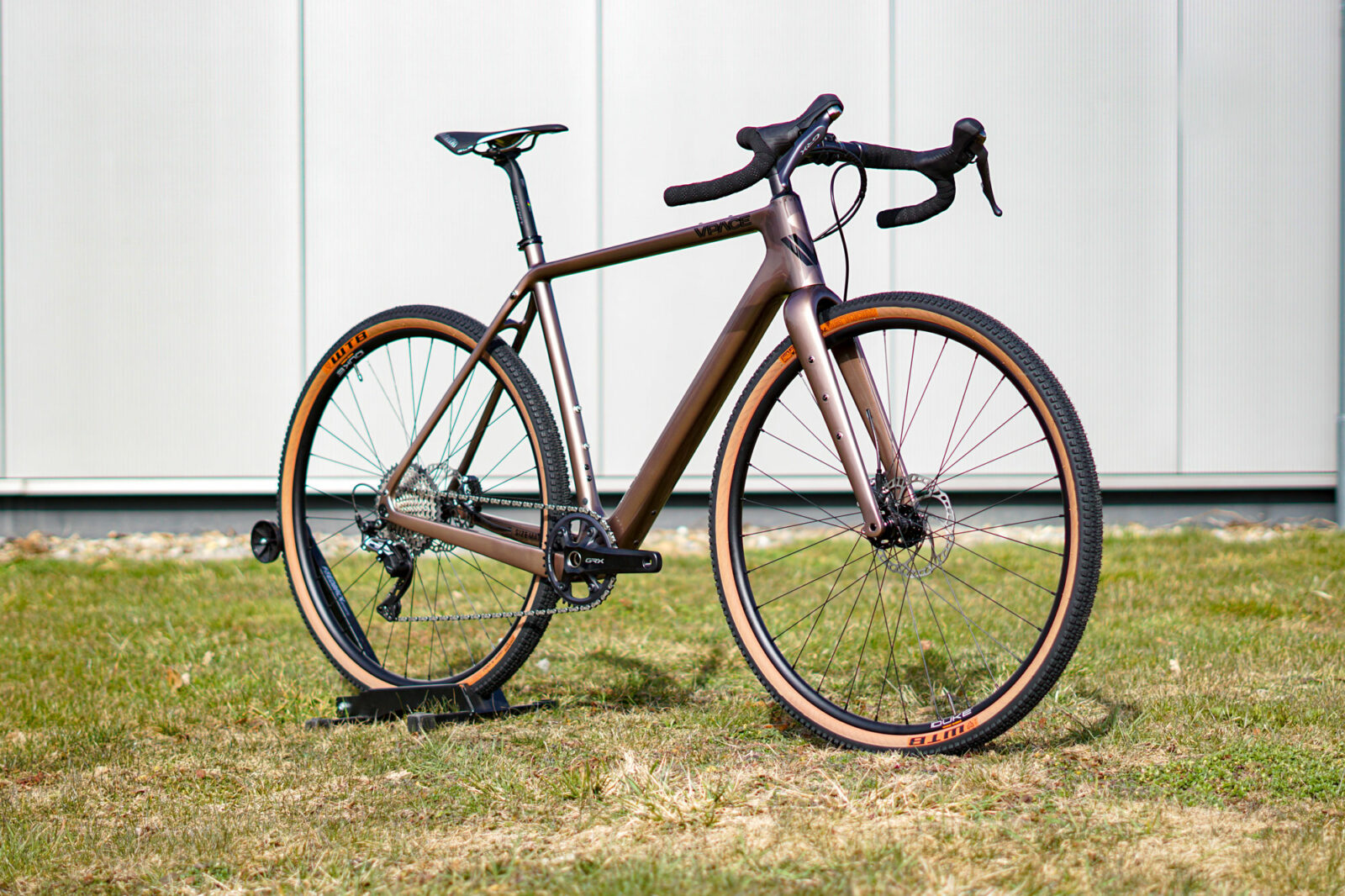 Flint Gravelbike Komplettrad