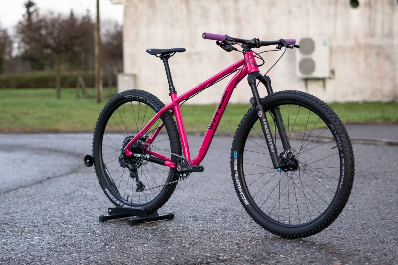 MAX29L Large Mountainbike, Pink Purple Edition