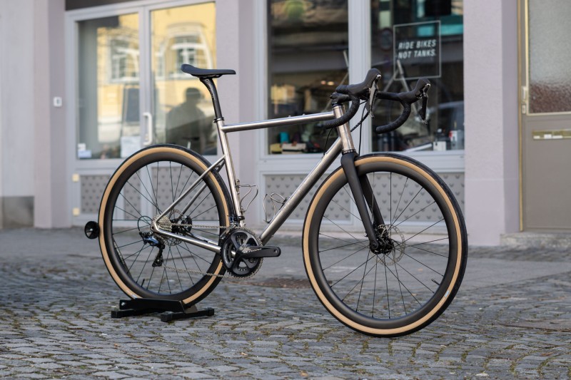 TRLX Rennrad Allroad Titanrahmen