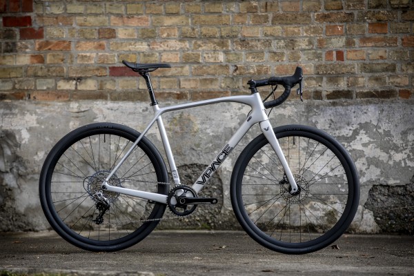 vpace-c3cx-allroad-racer-silber-1