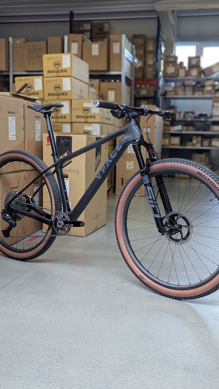C5M the next Generation of our #29er because hardtails are not dead yet! 8,9 kg with Shimano XTR Di